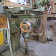 電動角のみ穴あけ