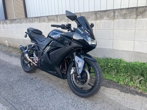 格安　フルカウル　ニンジャ250R 近場格安配送可能