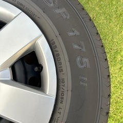 ハイエース　新車外し　純正　ホイール　タイヤ