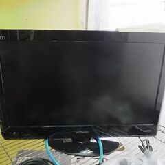 【2】22V型　液晶テレビ　HITACHI　日立　WOOO　ウー...