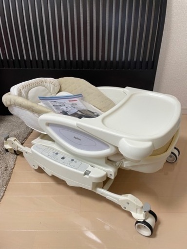ベビースイングラック　ココチーノオートDX  ベビーベッド