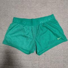 ナイキ　ドライフィット　ショートパンツ　緑　黄緑　XL