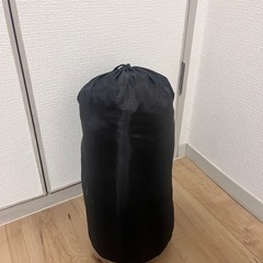 キャンプスタンプ　寝袋