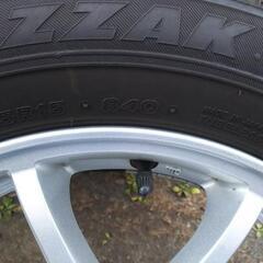 日産キューブにはいてたスタッドレス175/65-15