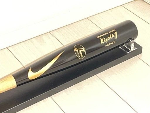 NIKE社製 元千葉ロッテ清田選手バットNPB公認マーク入