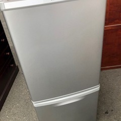 配送可能パナソニック Panasonic NR-B146W-S [冷蔵庫 (138L） 右開き2ドア シルバー]