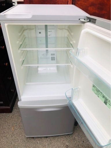 福岡市内配送無料　パナソニック 138L パーソナル冷蔵庫 2ドア 右開き シルバー NR-B149W-S