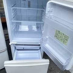 福岡市内配送無料　シャープ SHARP SJ-D14B-W [冷蔵庫(137L・つけかえどっちもドア) 2ドア ホワイト系]