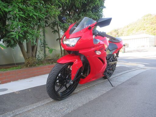 カワサキ　ニンジャ250R　実働中古美車　社外マフラー　バッテリーフル充電済み　タイヤ前後バリ山　ナンバー登録書類有り