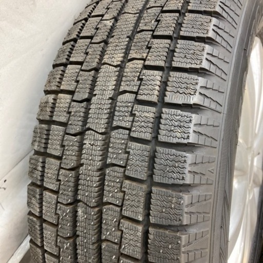 決まりました。スタッドレストーヨー195/65R15 22年製バリ山PCD100  