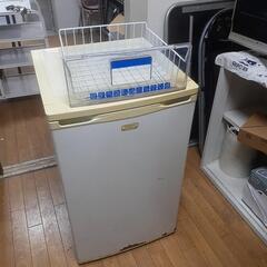 引き出し式冷凍庫　