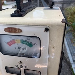 自動車　光軸調整機　車検