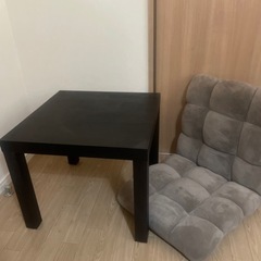 IKEA 正方形テーブル2台
