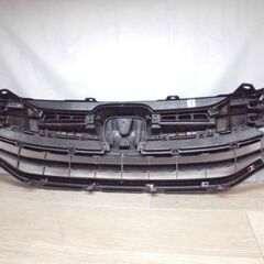 シャトル　ハイブリッド　フロントグリル　GP7 GK8 GK9 GP8