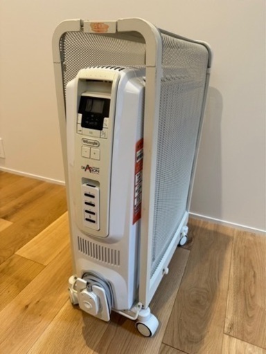 デロンギ・オイルヒーター収納袋とストーブガードつきドラゴンデジタル 