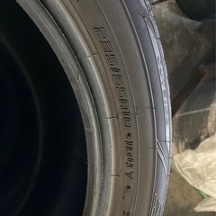 タイヤ 美品 4本 ファルケン 235/55R18 104Y FK510SUV AZENIS