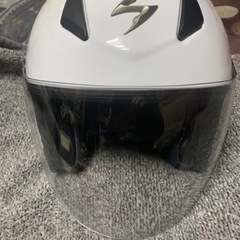 【取り引き中】美品！SUZUKI ヘルメットSCORPION EXO