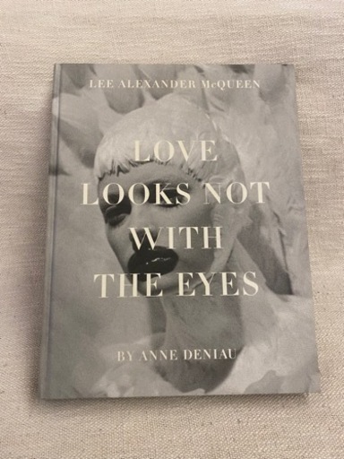 【新品】Alexander McQueen 写真集 洋書