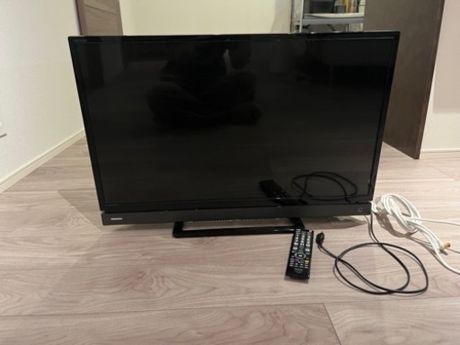 TOSHIBA 32インチ　テレビ