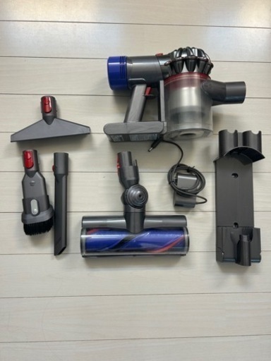 【取引中】ダイソン　dyson V8  バッテリー新品