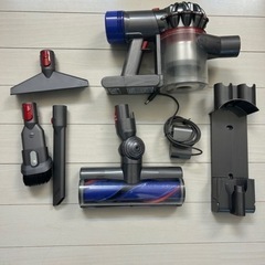 【取引中】ダイソン　dyson V8  バッテリー新品