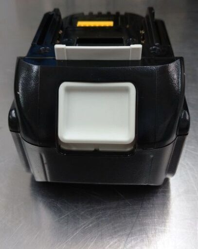 中古品 Makita マキタ 18V3.0Ahバッテリー BL1830B