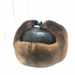 中国土産の毛皮つき防寒帽子