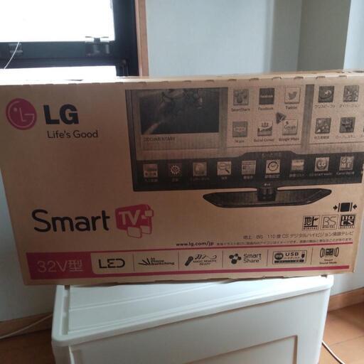 新品未使用品✨   LG スマート液晶テレビ32型