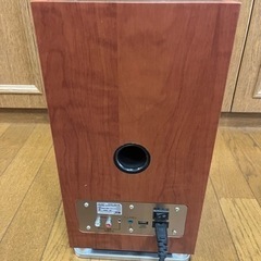 ColumbiaのANABASオーディオ CDクロックラジオシステム「NCA-100」