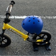 STRIKE子供用自転車(中古)ヘルメットとスタンド付き半額値引き