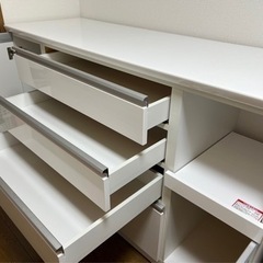 キッチンが明るく💖スタイリッシュにも欧風にもアレンジ出来る✨