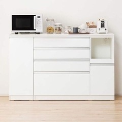 キッチンが明るく💖スタイリッシュにも欧風にもアレンジ出来る✨