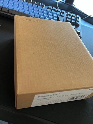 Bluetooth SlimBlade Pro トラックボール売ります。