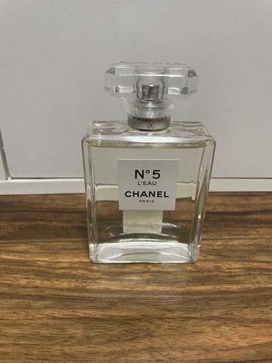 【最終値下げ】シャネル N°5 ロー オードゥ トワレット (ヴァポリザター）100ml