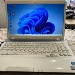 NEC ラビエ　SSD、i5搭載　LS550/E 中古動作品