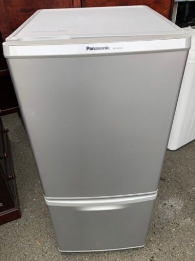 福岡市内配送無料　パナソニック 138L パーソナル冷蔵庫 2ドア 右開き シルバー NR-B149W-S