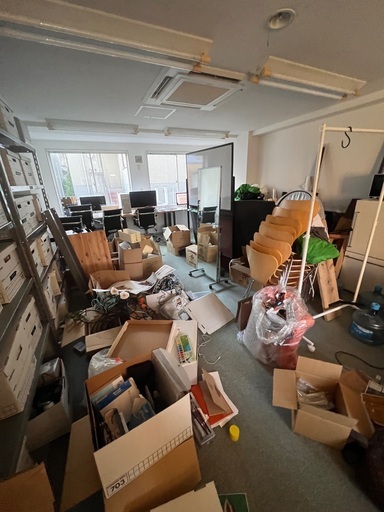事務所引っ越しのため家電や家具持って行き放題