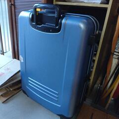 【お話中】7泊用スーツケース
