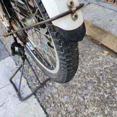 💯💯　値下げ　ＢＩＫＫＥ　ママチャリ　２０インチ　子どもイス　自動ライト　付き　付き　３変速　首ロック付き　白