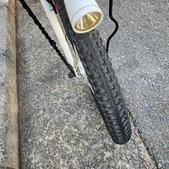 💯💯　値下げ　ＢＩＫＫＥ　ママチャリ　２０インチ　子どもイス　自動ライト　付き　付き　３変速　首ロック付き　白