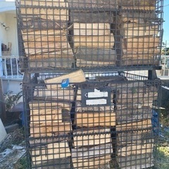 薪　カシ100%  乾燥　0.8立米（軽トラ1台）