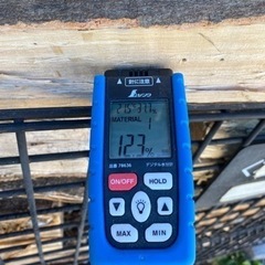 薪　カシ100%  乾燥　0.8立米（軽トラ1台）