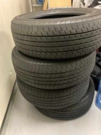 アルファード純正タイヤ ブリヂストンE51 225/60R17 99H