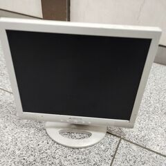 17インチ LCD モニター