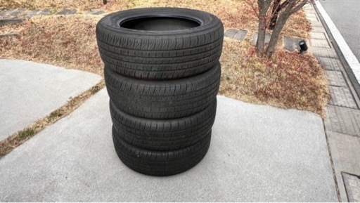 ランクル300 ノーマルタイヤ ほぼ新車はずし ランドクルーザー 【新車