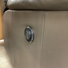 ニトリの電動リクライニングソファーのご紹介（トレファク寝屋川）