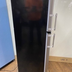 I749 🌈 2020年製の美品♪ アズマ  冷蔵庫 (136L) ⭐ 動作確認済 ⭐ クリーニング済