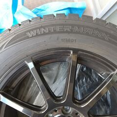 スタッドレスタイヤ（WINTERMAX 225/60R17）譲ります。値下げしました。