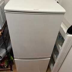 シャープ冷蔵庫137L  SJD14C-W 1000円❗️
