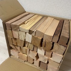 薪　木材詰め合わせ　80サイズ   21センチ　⑩
